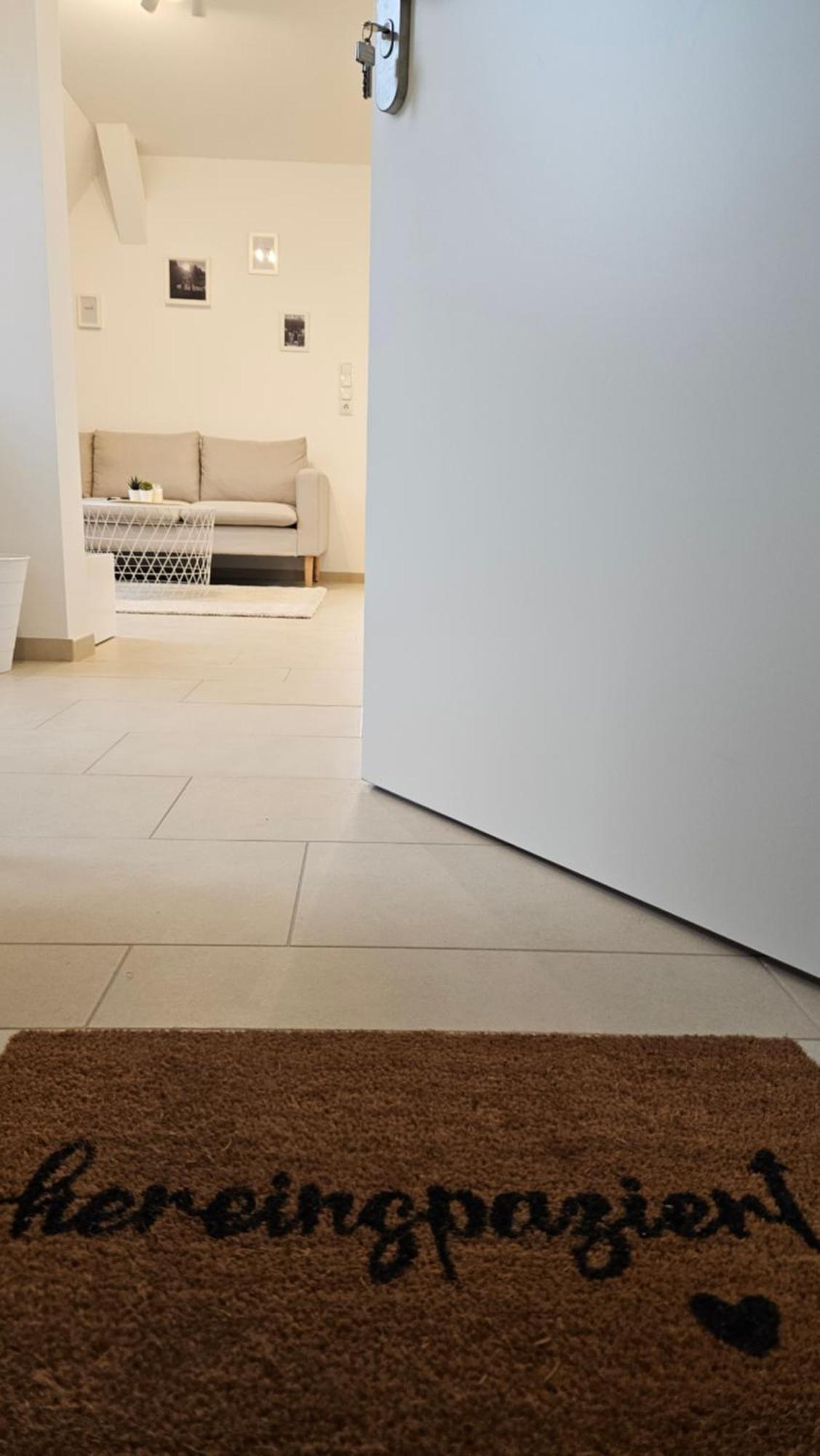 Ferienwohnung As 5 One & Two Bamberg - Modern In Ruhiger Lager Mit Balkon Hallstadt Ngoại thất bức ảnh